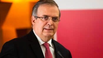 Ebrard definirá su futuro político el lunes