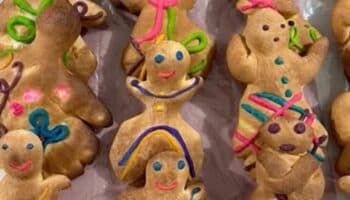 Las Plumas de la Serpiente: Pan de juguete para el Dia de Muertos