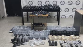 Traficante envió por piezas 4,800 rifles semiautomáticos a México