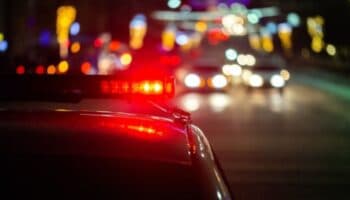 Un muerto y 3 heridos en tiroteo de Nochebuena en centro comercial de EU