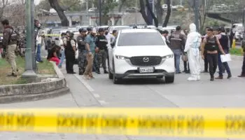 Instantes antes del asesinato, fiscal de Ecuador recibió llamada "de urgencia": Familiar