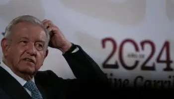 Ataque en palenque de Petatlán fue confrontación entre grupos: AMLO