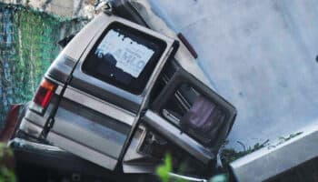 Oposición critica accidente en Tren México-Toluca... gobierno pide no politizar