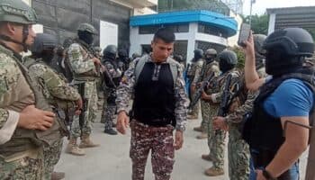 Asesinan a personal penitenciario en Ecuador