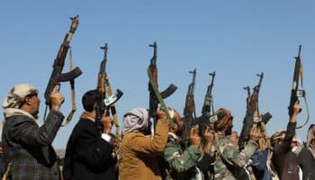 Hutíes de Yemen atacan buque portacontenedores estadounidense