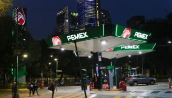 Pemex dice que ha duplicado producción en gestión de AMLO