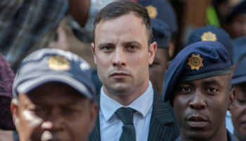 Pistorius queda en libertad condicional 11 años después de asesinar a su novia