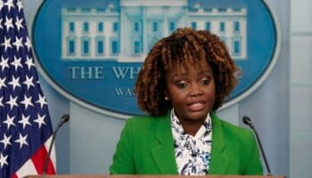 EU rechaza críticas de AMLO al The New York Times