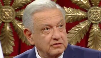 Expone AMLO paquete de reformas a la Constitución