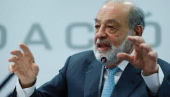 Slim dice que no ha sido beneficiado por AMLO y que Telmex 'ya no es negocio'