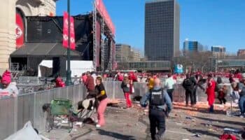 Chiefs y NFL donan 200 mil dólares a víctimas del tiroteo en Kansas City