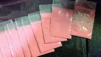 Conmoción en España por la muerte de un menor que ingirió 'cocaína rosa'; ¿qué se sabe de esta droga?