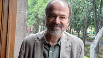 “El futbol es un espejo distorsionado de la sociedad”: Juan Villoro