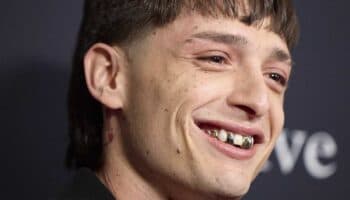 Peso Pluma gana su primer Grammy por el álbum 'Génesis'