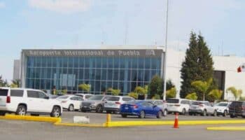 Suspenden nuevamente vuelos en aeropuerto de Puebla por ceniza