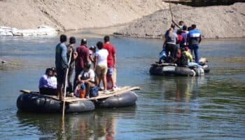 Mexico también otorgará becas mensuales a migrantes de Ecuador: AMLO