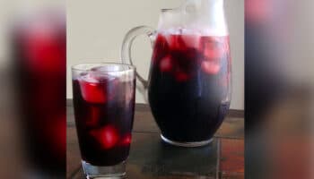 ¿Cuáles son los beneficios de tomar agua de jamaica?