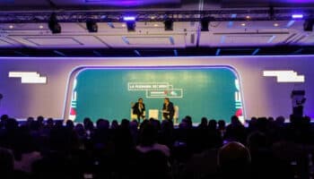 Abucheo a Sheinbaum por cancelación a evento de Citibanamex… se comunicó hace dos semanas, aclaran