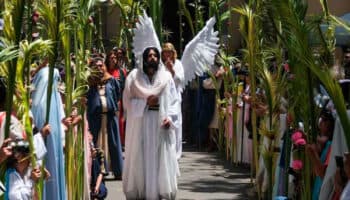 ¿Qué se hace en cada día de la Semana Santa?