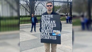 Soldado de EU exige con huelga de hambre 'un cambio real' en Gaza