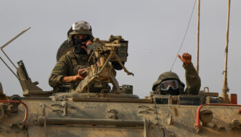 Hamás acepta propuesta de alto al fuego en Gaza; Israel la analiza pero atacará Rafah