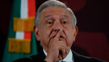 AMLO, infractor electoral | Artículo de Héctor Tajonar