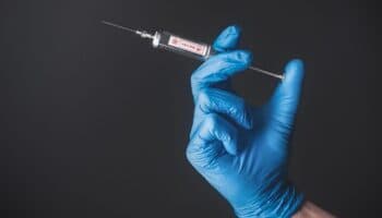 Cofepris autoriza innovador ensayo clínico para vacuna contra virus sincicial respiratorio