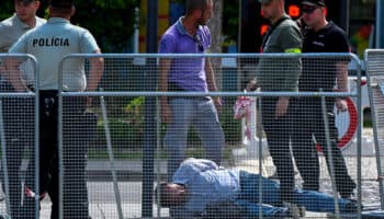 Confirman que Fico, primer ministro eslovaco, está consciente tras atentado