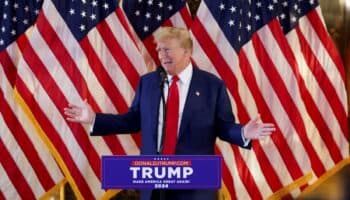 Trump logra recaudar en 24 horas 52,8 millones de dólares en donaciones