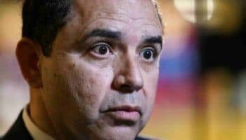 EU acusa a demócrata Henry Cuellar de recibir sobornos de banco mexicano