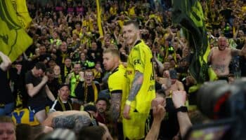 Con un golazo la afición del Dortmund se despide de Marco Reus | Video