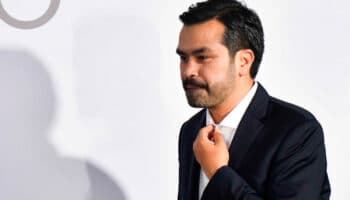 Máynez visita a víctimas de la tragedia en NL; 12 personas continúan hospitalizadas