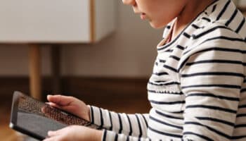 Comisión Europea indaga si Facebook estimula ‘adicciones conductuales en los niños’