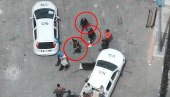 Israel difunde video de hombres armados en la sede de la ONU en Gaza