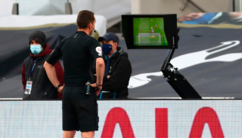 ¿Por qué la Premier League quiere eliminar el VAR?