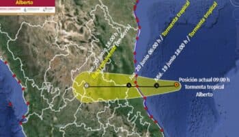 Se forma 'Alberto' en el Golfo de México, con lluvias torrenciales en 7 estados