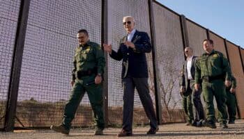 Claves para entender qué hace la nueva prohibición de asilo de Biden en la frontera | Contexto