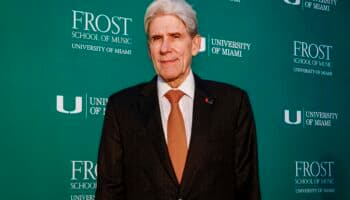El exsecretario de salud Julio Frenk será el primer rector latino de la UCLA