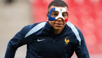 Euro Alemania 2024: Presume Mbappé su máscara protectora... y no es la de Donatello | Video