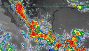 Lluvias torrenciales en 30 estados: seis fenómenos meteorológicos sobre México