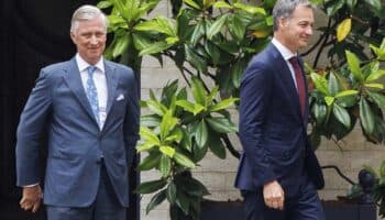 El rey de los belgas acepta la renuncia del primer ministro De Croo tras las elecciones