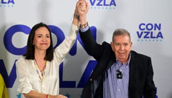 Fiscalía de Venezuela cita para el lunes a González Urrutia por supuesta 'conspiración'