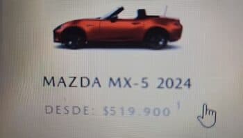 Intentó comprar un Mazda a 519 pesos y ahora la compañía lo acusa de ‘conducta delictiva’