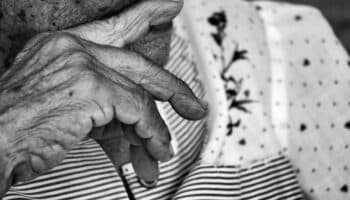 Estafan por teléfono a adultos mayores; les quitan 2.5 millones de euros en España y Portugal