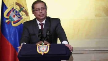 Petro sugiere un "frente nacional" transitorio para Venezuela entre chavismo y oposición