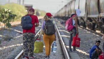 México transportará a migrantes con cita de 'CBP One' en Estados Unidos desde el sur