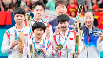 Diplomacia olímpica | La 'selfie' que unió a las dos Coreas y a China