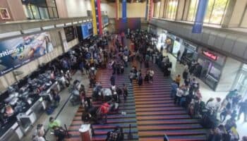 Aeropuerto de Maiquetía: organismos de inteligencia aumentan vigilancia a periodistas, activistas y políticos