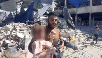Ataque israelí mata a más de 100 personas en escuela usada como refugio en Gaza