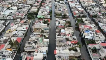 Aristegui en Vivo: Juzgadores se unirán al paro judicial; Chalco bajo el agua; Biden respalda a Kamala en convención demócrata (20/08/2024)